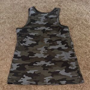 Maurices Camouflage Tank Top Size 0X Plus Size Shirt Women’s